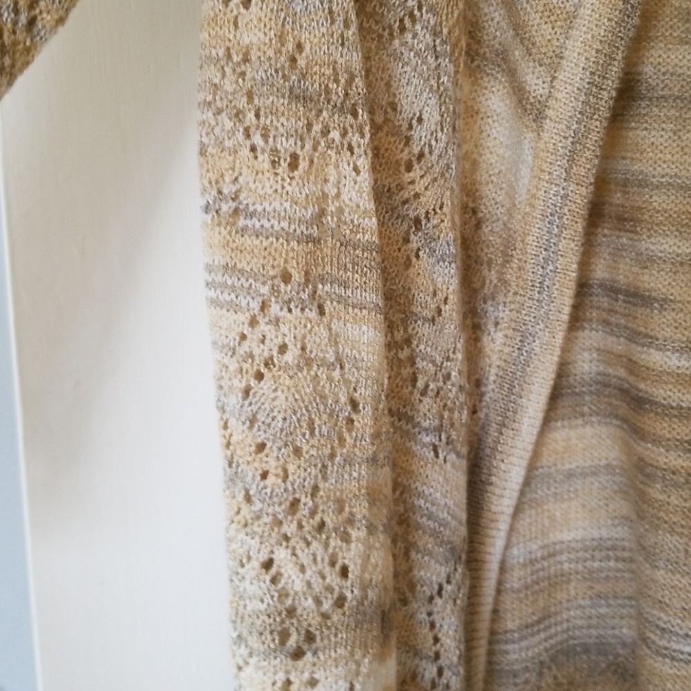 Sweater - Picture 2 of 4